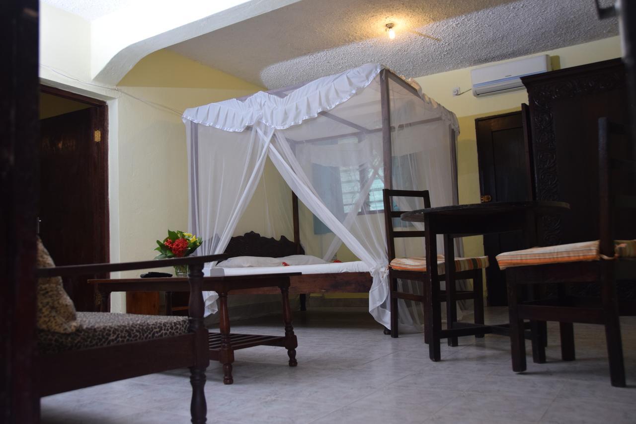 Coral * Diani Beach